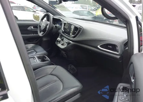 2022 Chrysler Pacifica Touring L из США, поврежденный, VIN 2C4RC1BG9NR212875